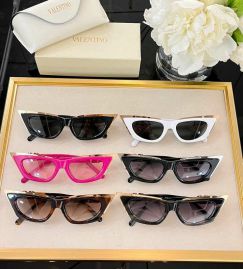 Picture of Valentino Sunglasses _SKUfw46802730fw